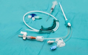 Catheter used for nonsurgical interventional treatments