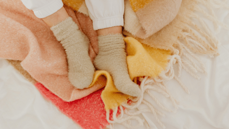 Common Causes of Cold Sensation in Legs and Feet